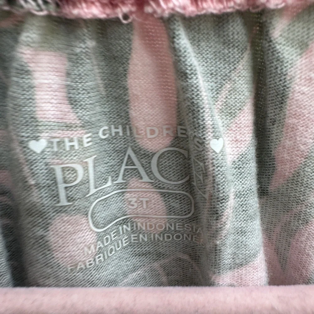 The Children's Place 3T Girls Pink and Gray Leaf Tropical Romper